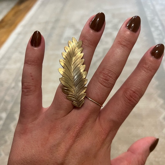 Leaf Ring - Picture 1 of 6